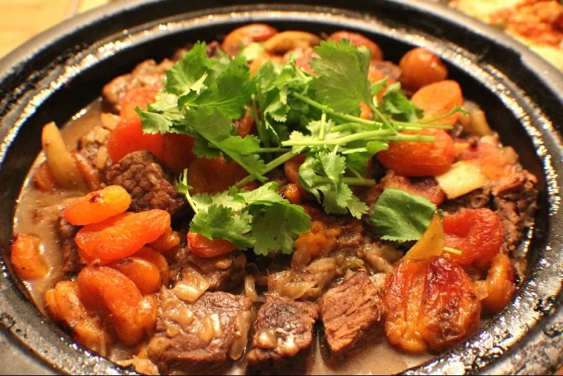 Tajine de bœuf aux abricots