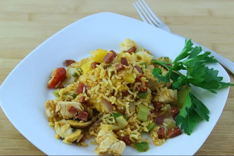 Riz au poulet, à l'espagnole