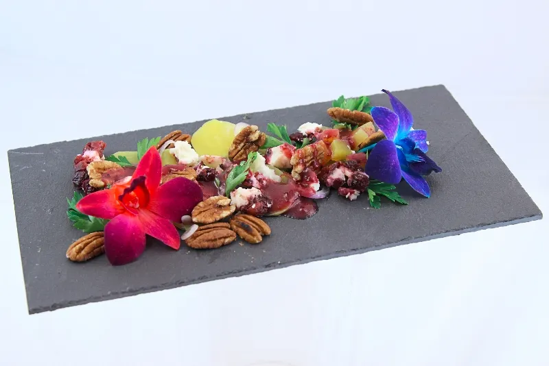 Salade de betteraves jaunes et pacanes