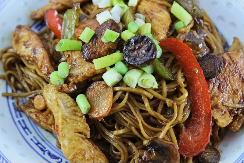 Lo Mein au poulet