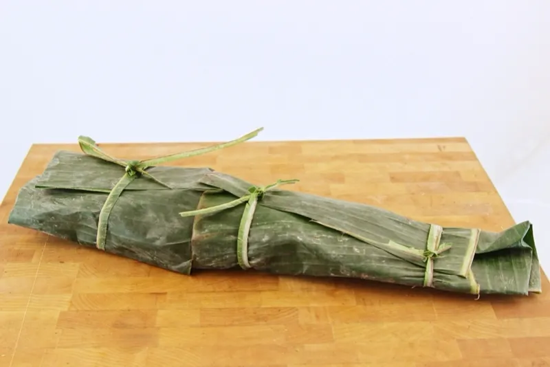Vivaneau en feuilles de bananier