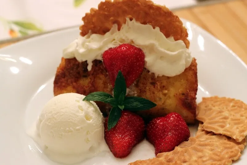 Ananas grillé au sucre et cannelle