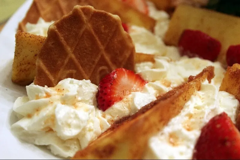 Ananas grillé au sucre et cannelle